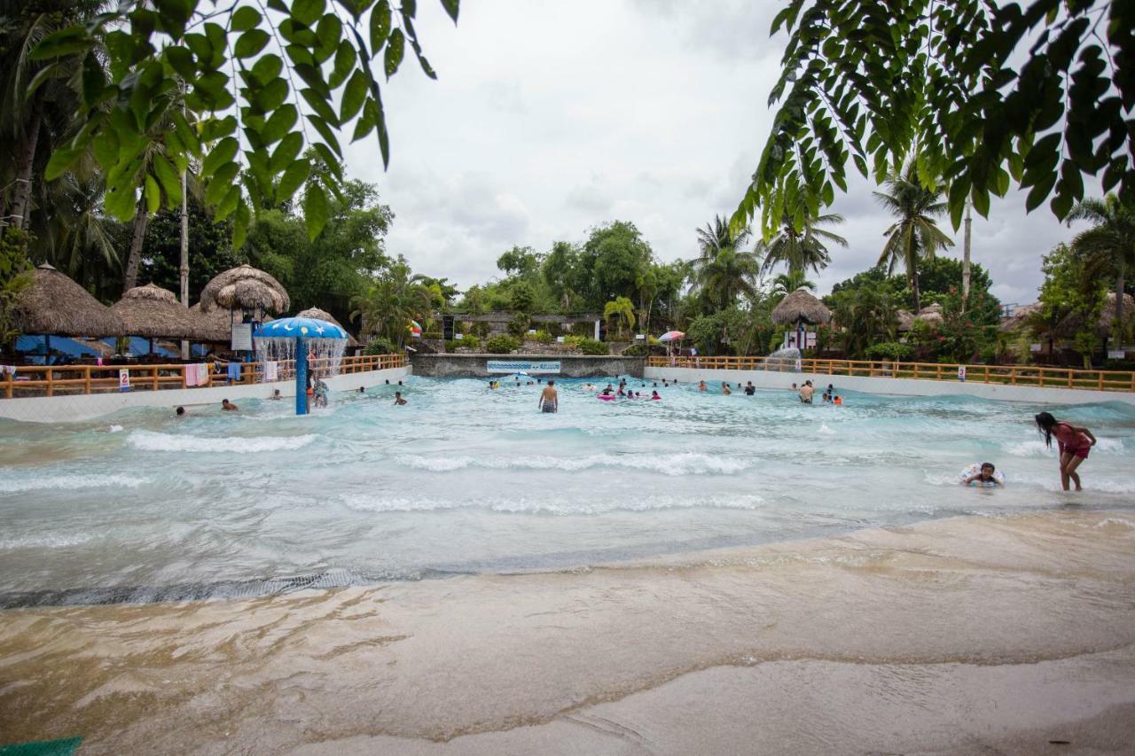 Ciudad Christhia Resort, 9 Waves San Mateo Buitenkant foto